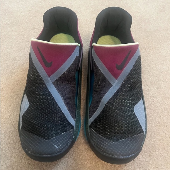 Men's size 7.5 NIKE FLYEASE athletic SHOES sneakers - Picture 7 of 9